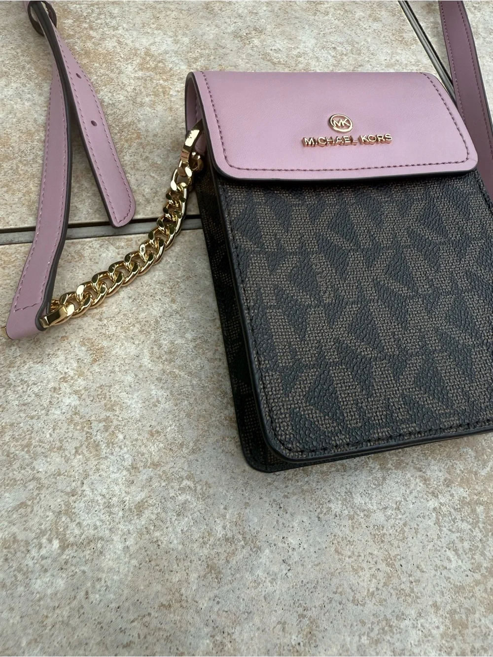 Michael Kors Jet Set Charm Small Signature Logo Smartphone Crossbody Bag